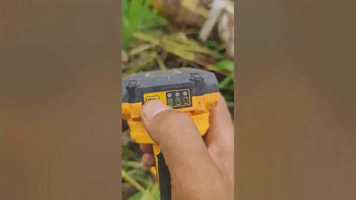 Dùng thực tế máy cưa kiếm dùng pin Ingco CRSLI1151 - có tài và tật
